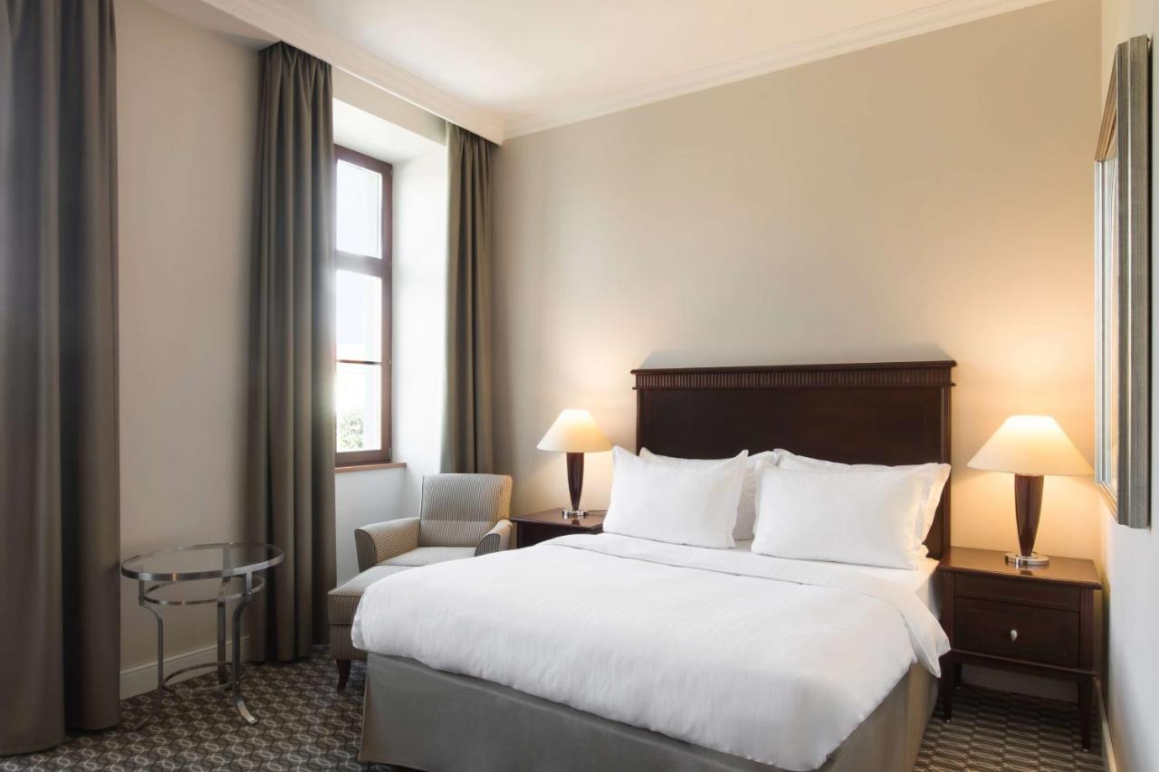 Radisson Blu Carlton Hotel, บราติสลาวา ภายนอก รูปภาพ