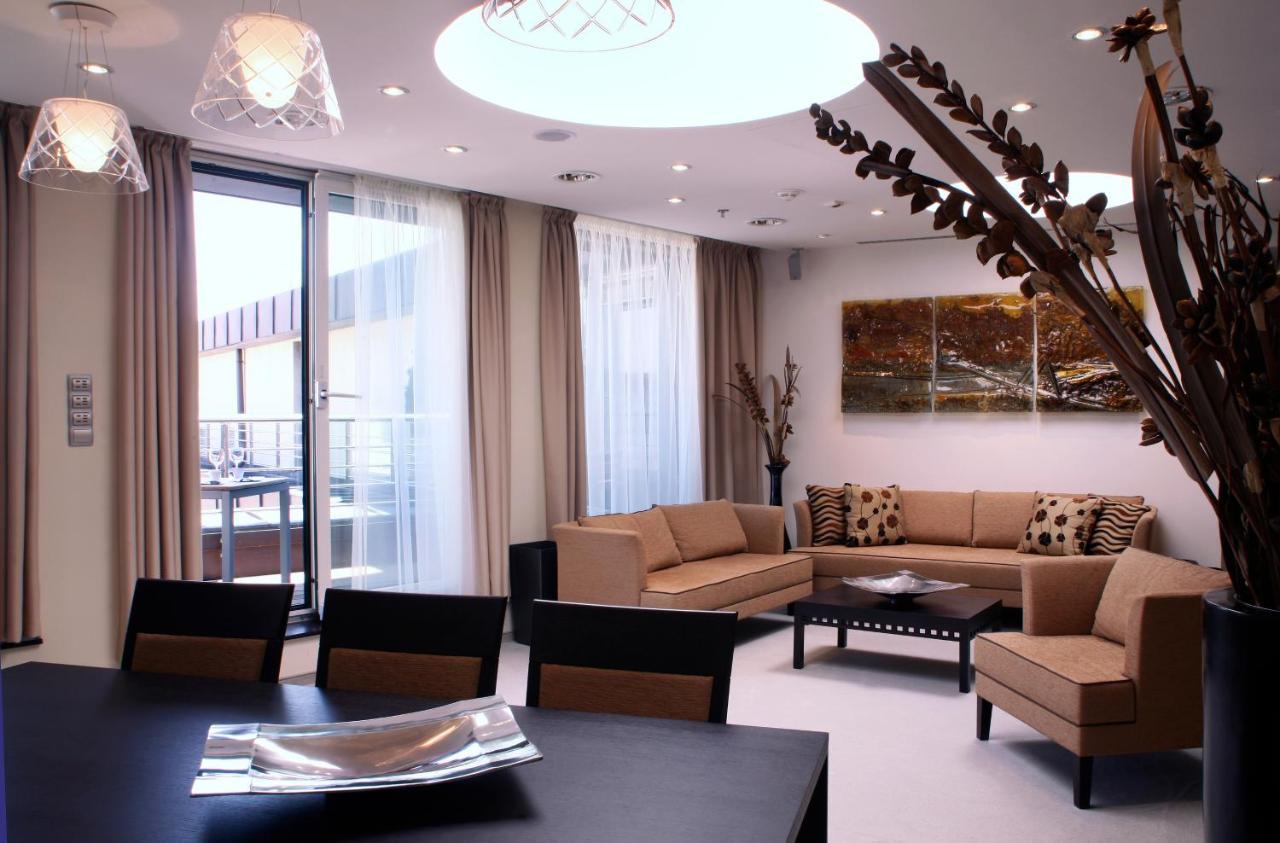 Radisson Blu Carlton Hotel, บราติสลาวา ภายนอก รูปภาพ